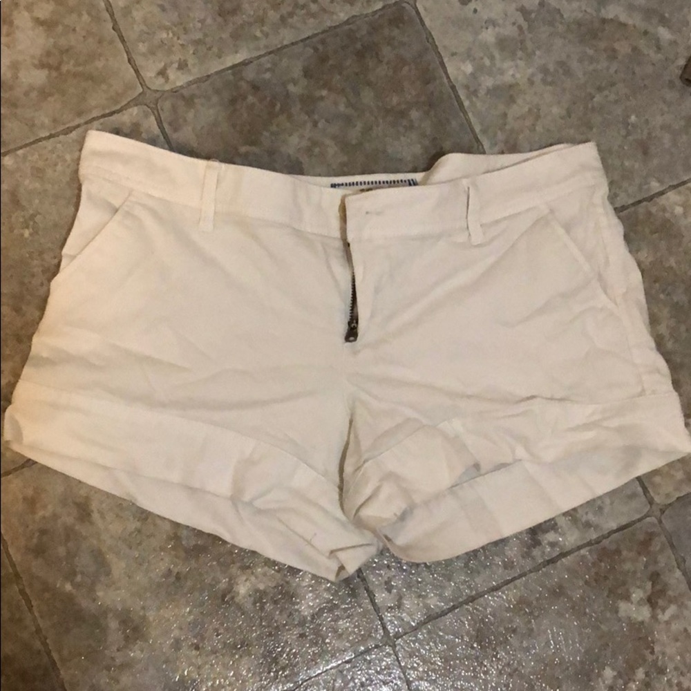 AF white shorts